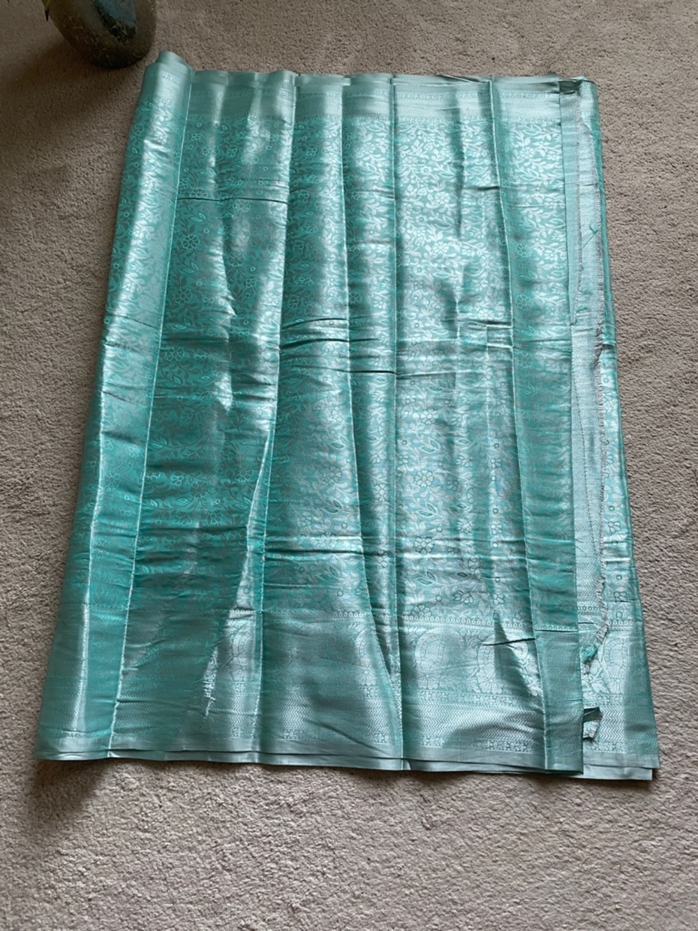 Sari - Picture 8 of 8